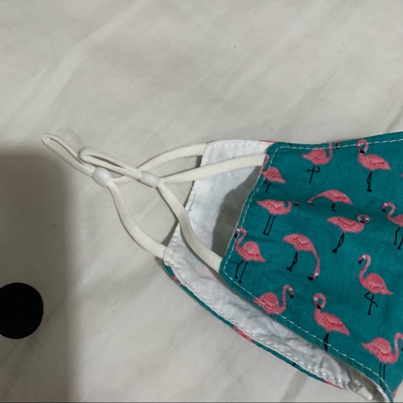 💙 Small Blue Flamingo Face Mask - Picture 2 of 3